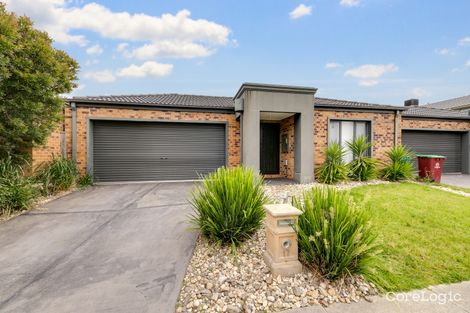 Property photo of 17 Beechtree Way Cranbourne North VIC 3977