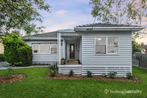 15 Maurice Ave, Ringwood, VIC 3134