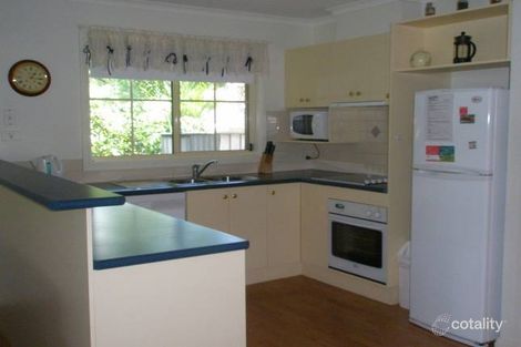 Property photo of 2/2 Wills Street Bright VIC 3741