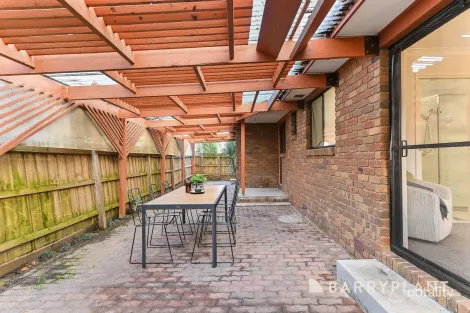 Property photo of 45 Strathavan Drive Berwick VIC 3806