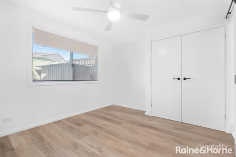 Property photo of 17 Holborrow Avenue Hobartville NSW 2753