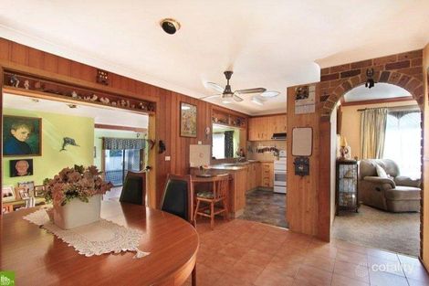 Property photo of 22 St James Crescent Dapto NSW 2530