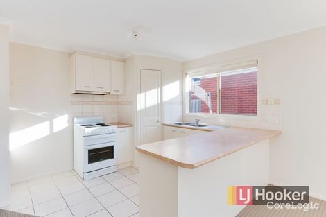 Property photo of 5/21 Merrijig Avenue Cranbourne VIC 3977