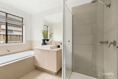 Property photo of 45 Velocity Way Mount Duneed VIC 3217