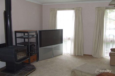 Property photo of 20 Stirling Avenue Cranbourne North VIC 3977