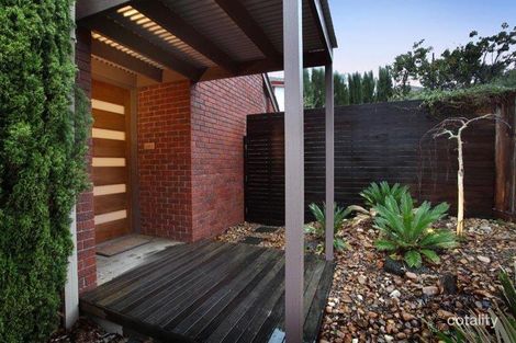 Property photo of 10 Ramsey Close Gladstone Park VIC 3043