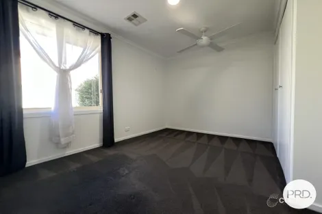 Property photo of 2/8 Frederick Street Crestwood NSW 2620