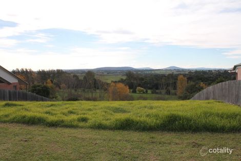 49 Harnham Dr, Bairnsdale, VIC 3875