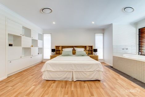 Property photo of 4 Satinash Place Mudjimba QLD 4564