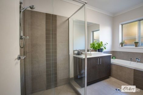 Property photo of 27 Bremer Avenue Leneva VIC 3691