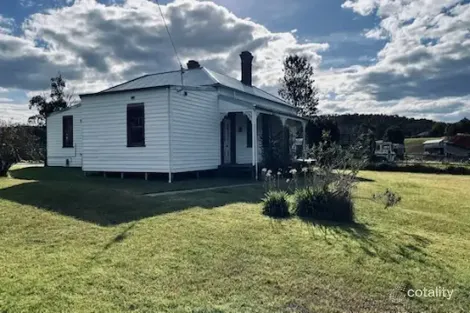 Property photo of 51 Great Alpine Road Bruthen VIC 3885