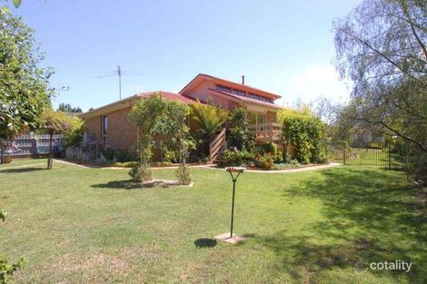 Property photo of 26 Cheriton Drive Mooroolbark VIC 3138