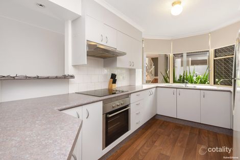 Property photo of 3/15 Clarence Road Indooroopilly QLD 4068