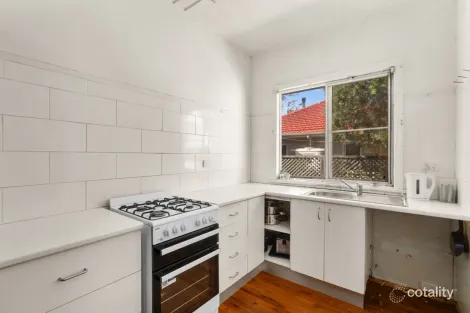 Property photo of 72 Weetwood Street Newtown QLD 4350