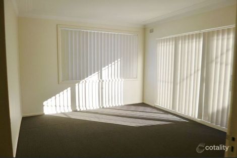 Property photo of 1/86 Central Avenue Oak Flats NSW 2529