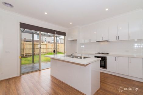 Property photo of 2/8 Kauri Court Croydon VIC 3136