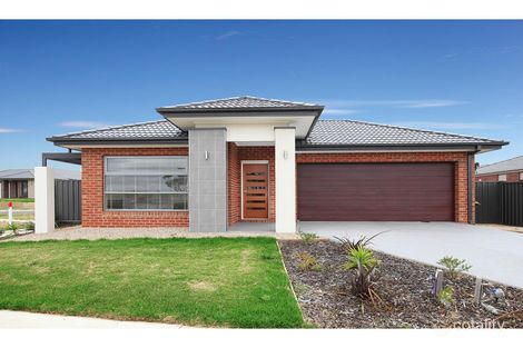 Property photo of 30 Bregman Esplanade Manor Lakes VIC 3024