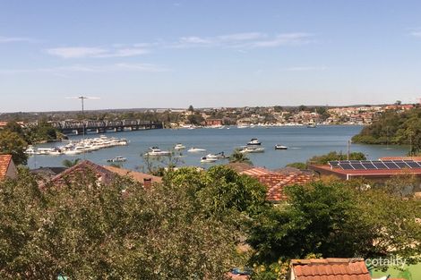 11 Hatfield St, Blakehurst, NSW 2221