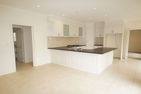 Property photo of 5 Christine Circuit Craigmore SA 5114