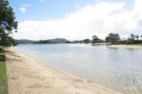 196 Mallawa Dr, Palm Beach, QLD 4221