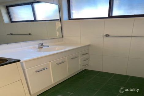 Property photo of 3/156 Frank Street Labrador QLD 4215