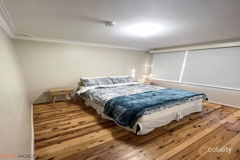 Property photo of 11 Collwood Crescent Orange NSW 2800