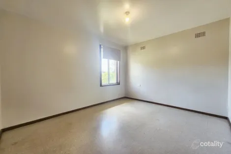 Property photo of 3 Ponds Way Airds NSW 2560