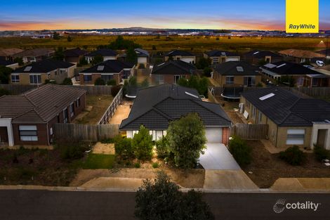 Property photo of 13 Lores Drive Brookfield VIC 3338