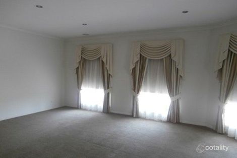 Property photo of 2 Ferguson Drive Doreen VIC 3754