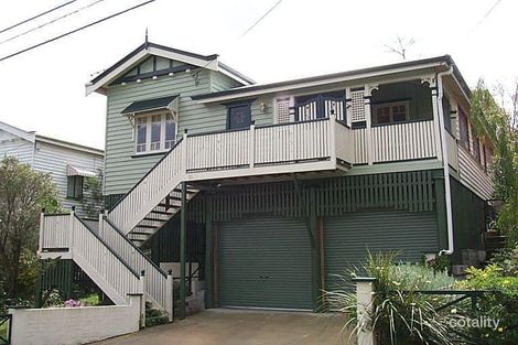 30 Waverley Rd, Camp Hill, QLD 4152
