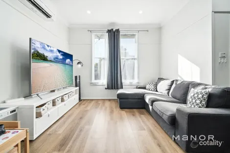 Property photo of 3 Rae Street Seven Hills NSW 2147