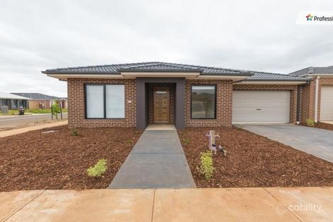 2/17 Norwood Ave, Weir Views, VIC 3338