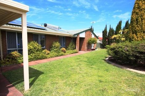 Property photo of 4 Tobin Way Cooloongup WA 6168