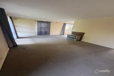 38 Devonport St, Lyons, ACT 2606