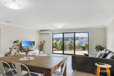 Property photo of 12 Snapdragon Crescent Hamlyn Terrace NSW 2259