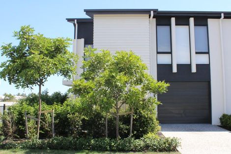 16/126 Marina Quays Bvd, Hope Island, QLD 4212