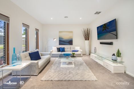 Property photo of 5 Lachlan Way Wandin North VIC 3139