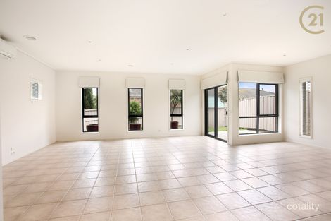 Property photo of 11 Greenhaven Terrace Berwick VIC 3806