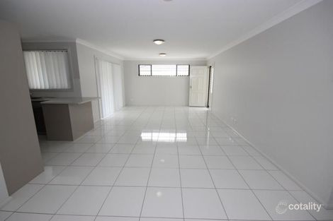 Property photo of 3/7 Windermere Road Lochinvar NSW 2321
