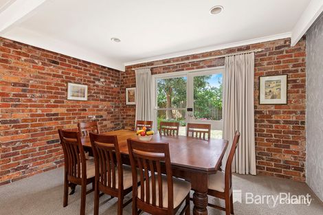 Property photo of 12 Elliott Crescent Dingley Village VIC 3172