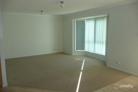 Property photo of 3 Eloise Place Sumner QLD 4074