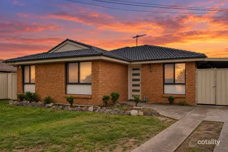 41 CORINDA ST, ST JOHNS PARK, NSW 2176