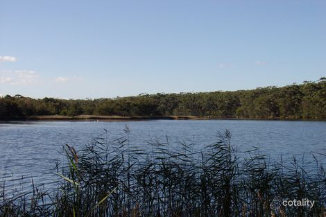 Property photo of 14 Oak Avenue Lake Tabourie NSW 2539