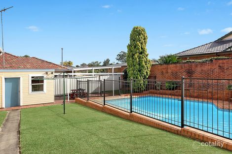 Property photo of 10 Faye Avenue Blakehurst NSW 2221