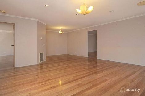 Property photo of 4 Ravenscourt Close Rowville VIC 3178