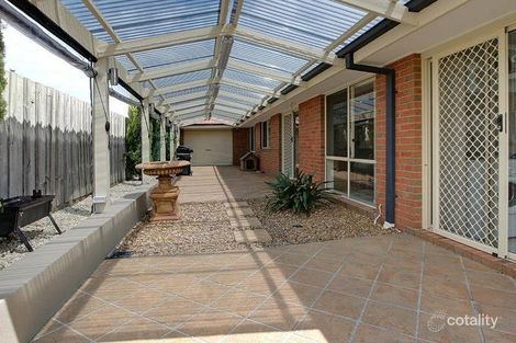Property photo of 1 Tara Close Rowville VIC 3178