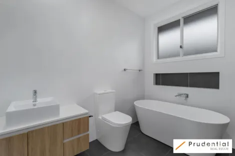 Property photo of 10 Walter Street Thirlmere NSW 2572