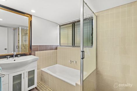 Property photo of 101/2 Eshelby Drive Cannonvale QLD 4802
