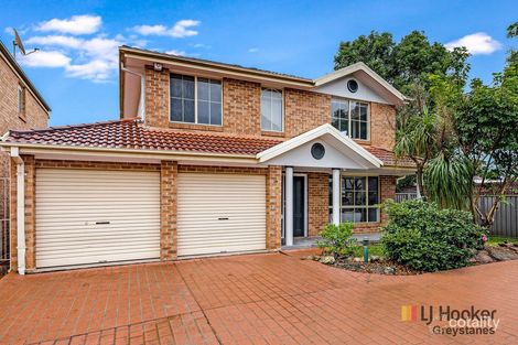 Property photo of 26 White Gum Place Greystanes NSW 2145