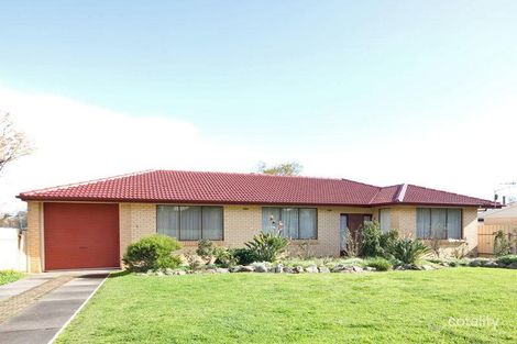 11 Grazing Ave, Morphett Vale, SA 5162